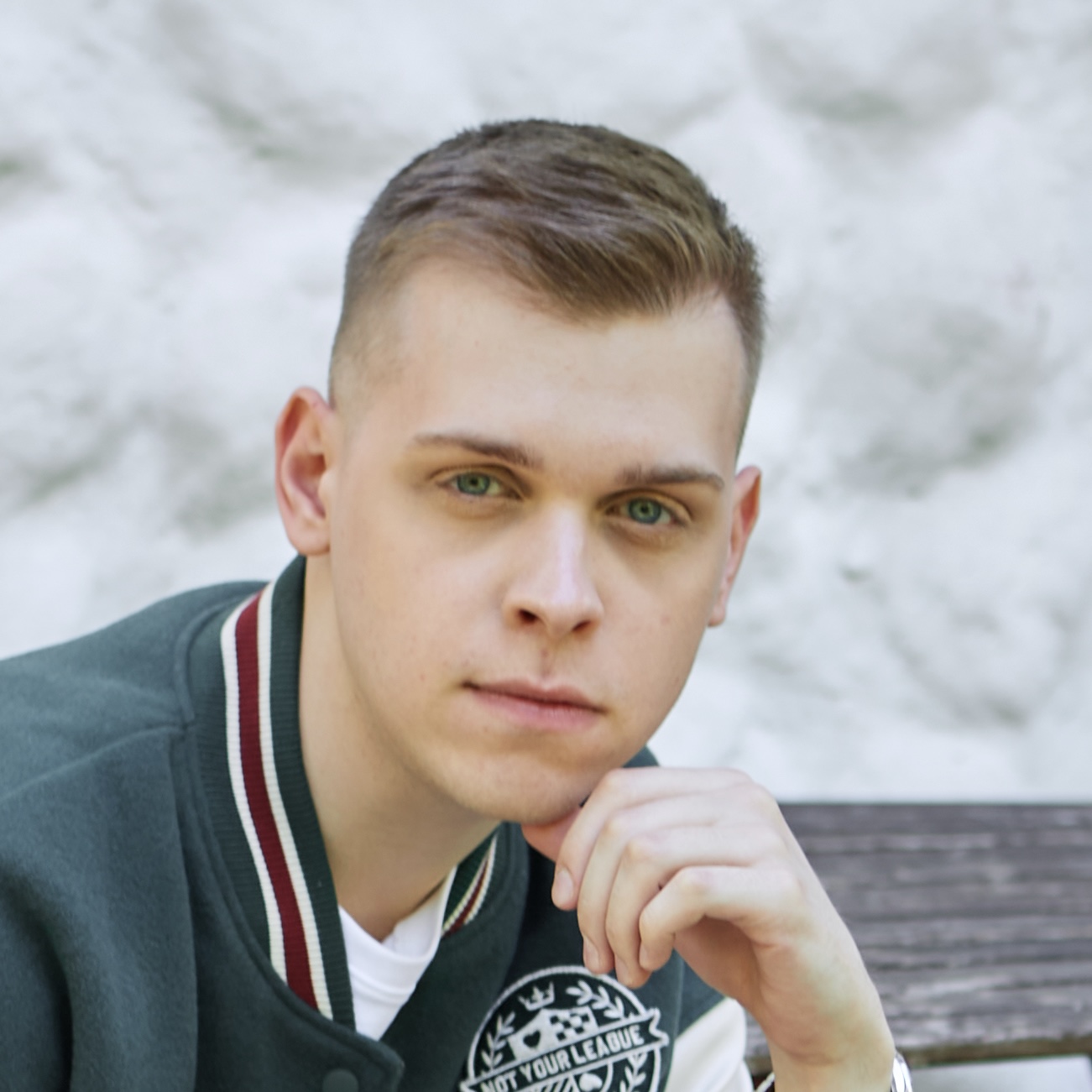 Преподаватель Саша Сильвер
